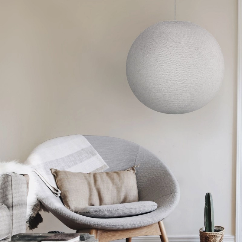 Kézzel készített menetes Sphere Light lámpabúra fehér poliészter XL méret